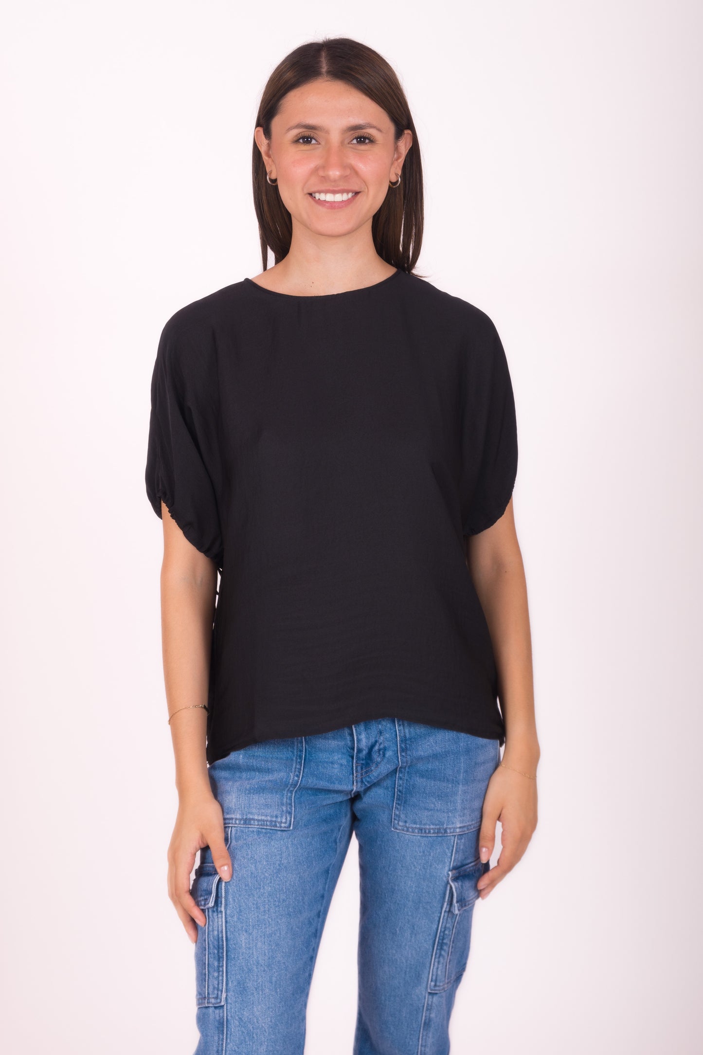 Blusa corte mariposa con ajuste en manga 116677