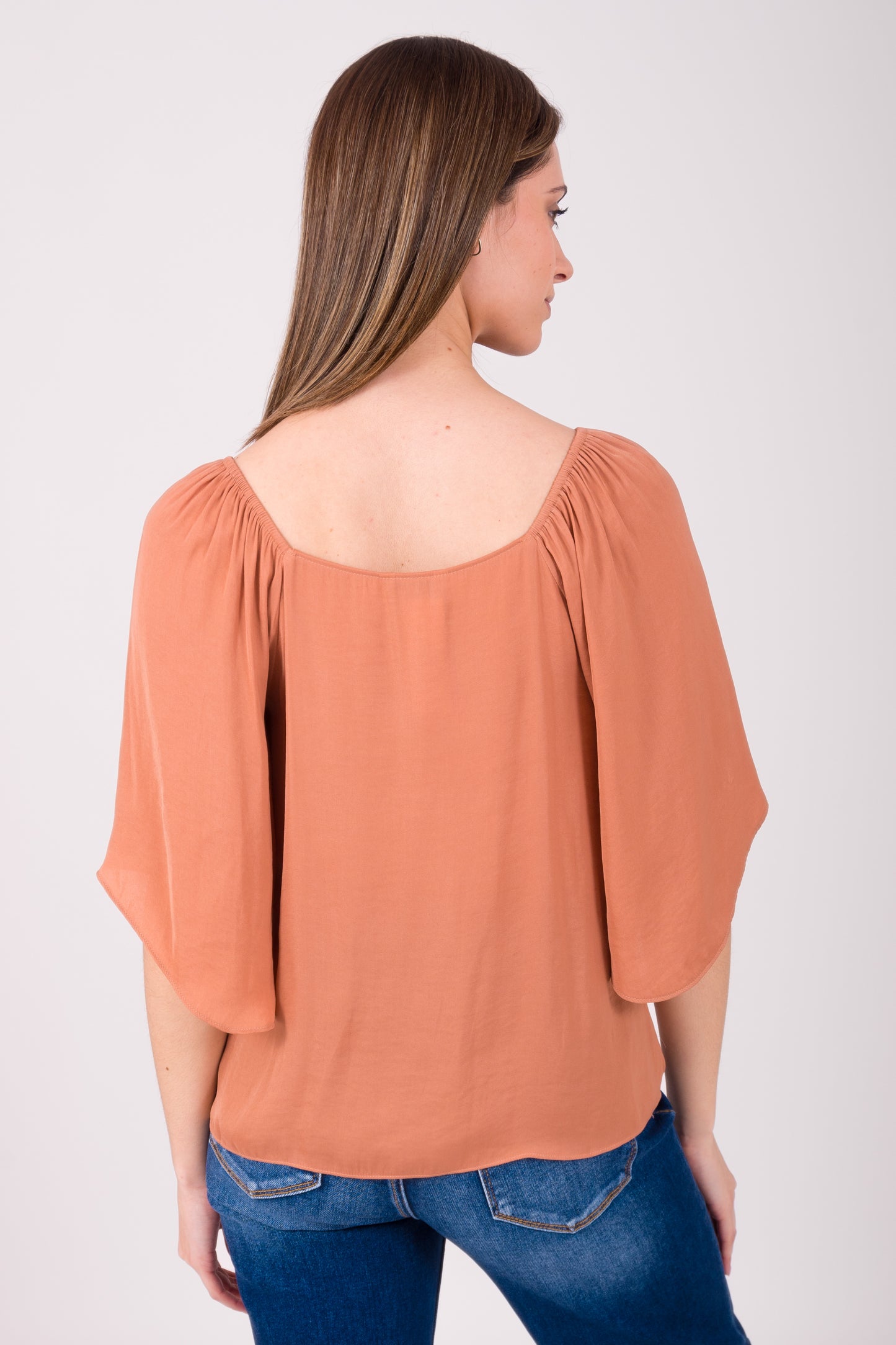 Blusa a los hombros  114708