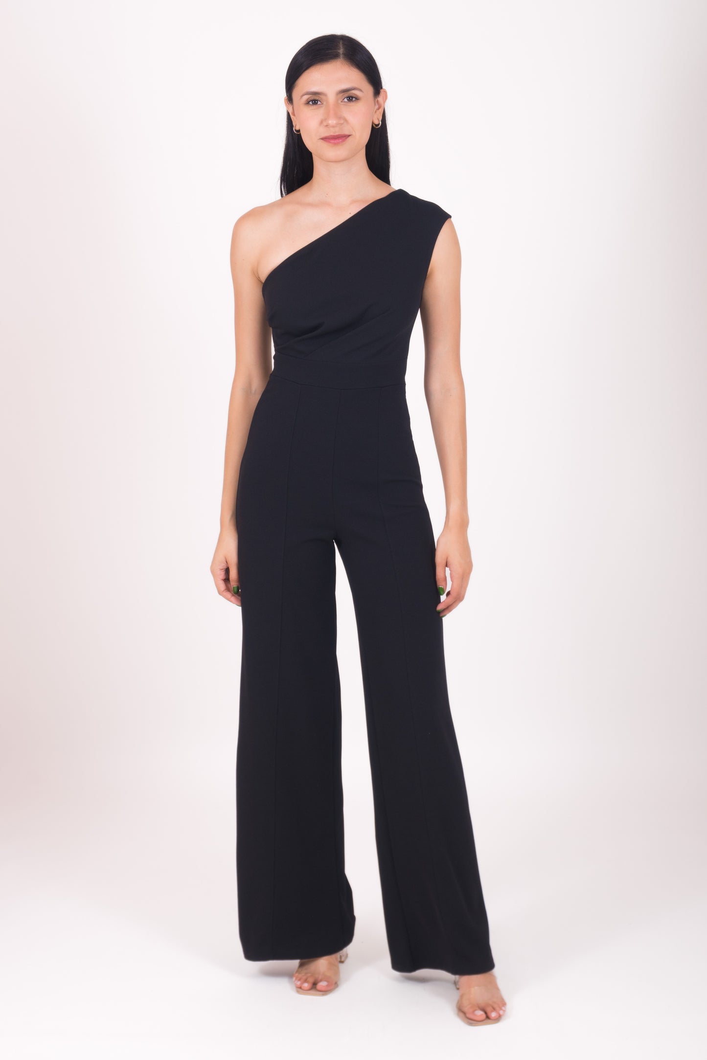 Jumpsuit  de un hombro.  B30129