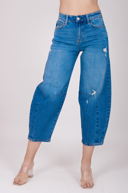 Jeans pierna ancha con pinza en tobillo C9390M